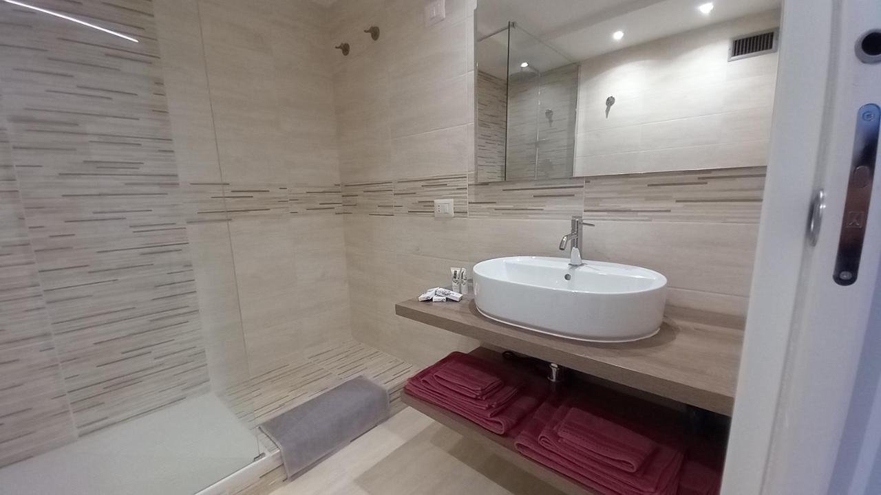 Crystal Apartment ローマ エクステリア 写真